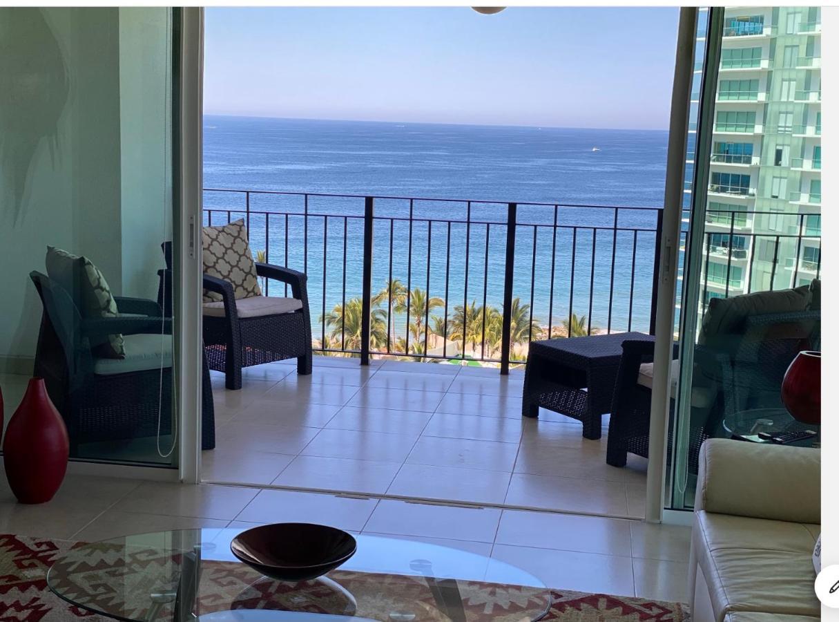 Ocean Front Grand Venetian Corner Condo بويرتو فالارتا المظهر الخارجي الصورة