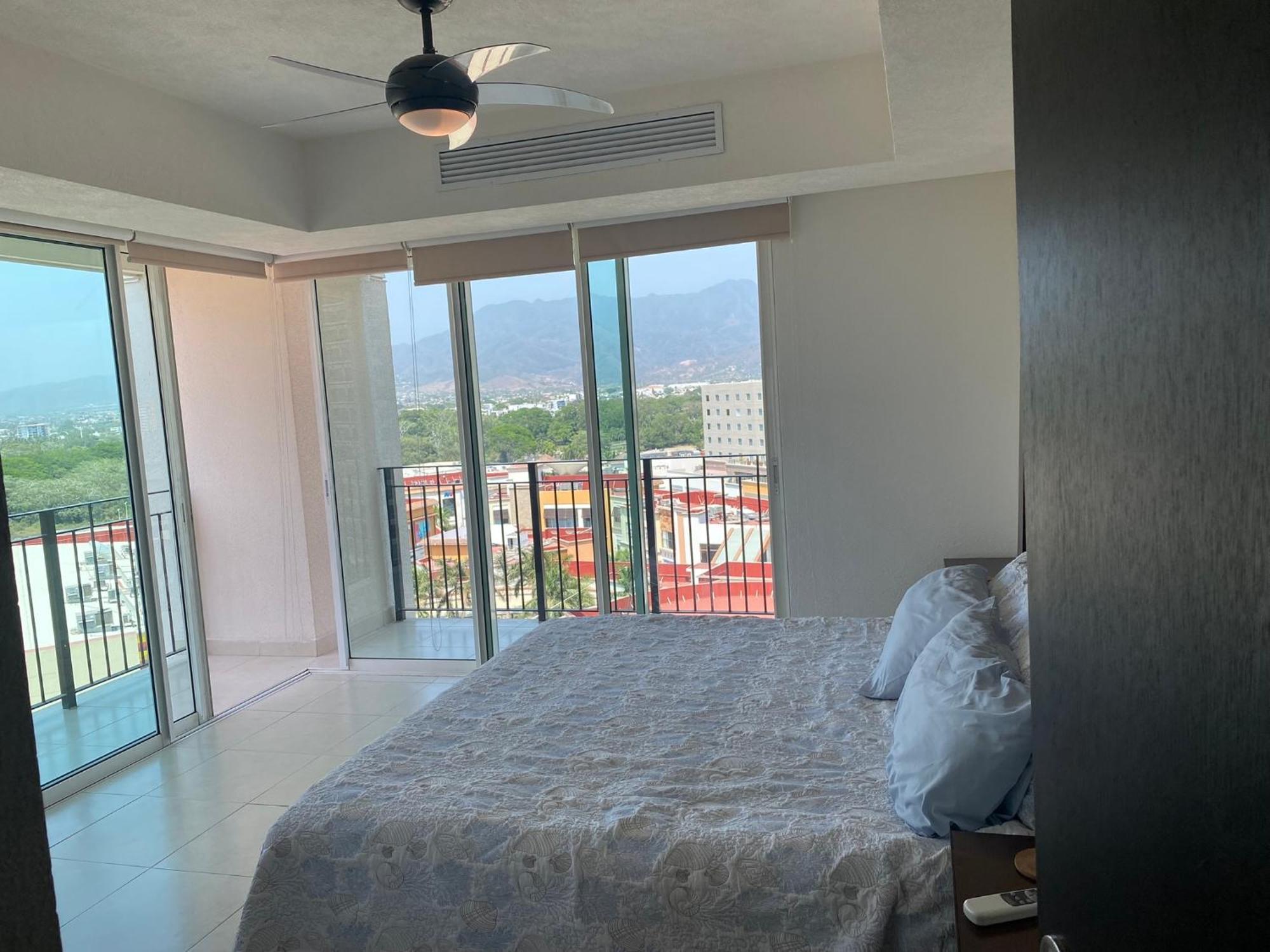 Ocean Front Grand Venetian Corner Condo بويرتو فالارتا المظهر الخارجي الصورة